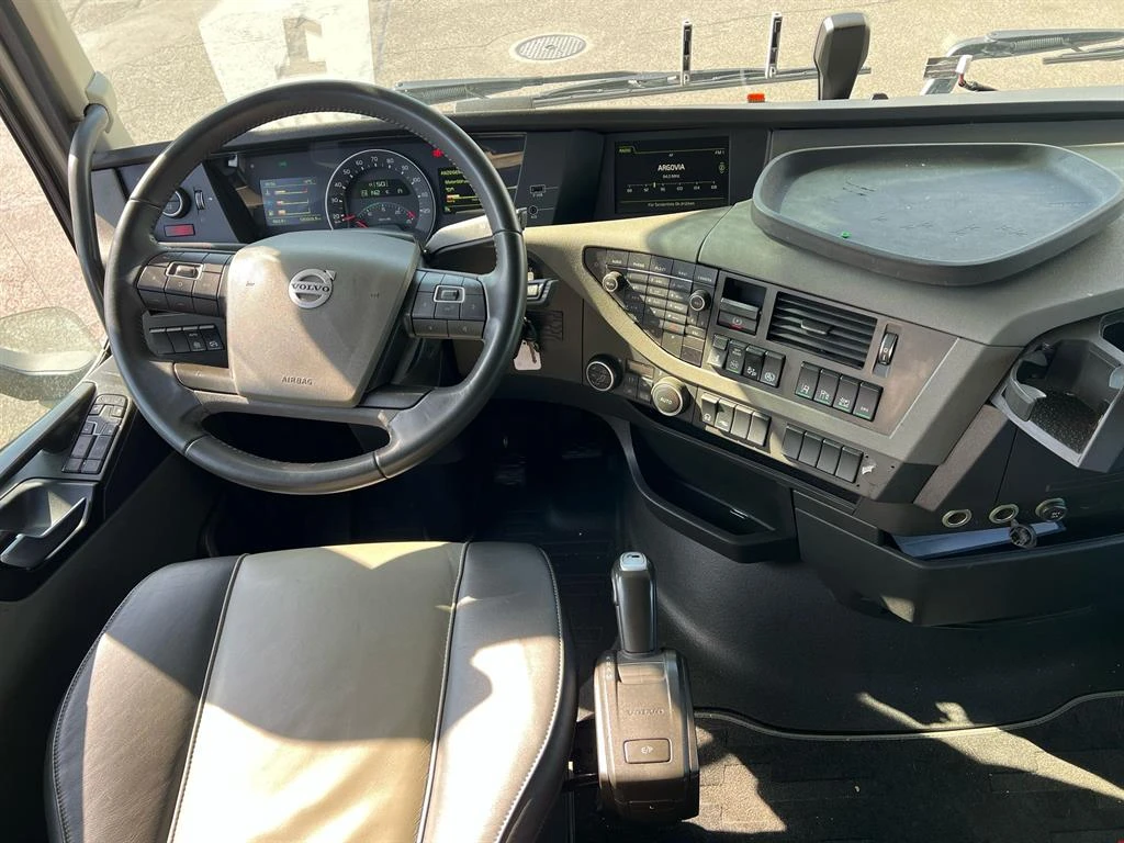 Volvo Fh 540 Xl cab - изображение 7