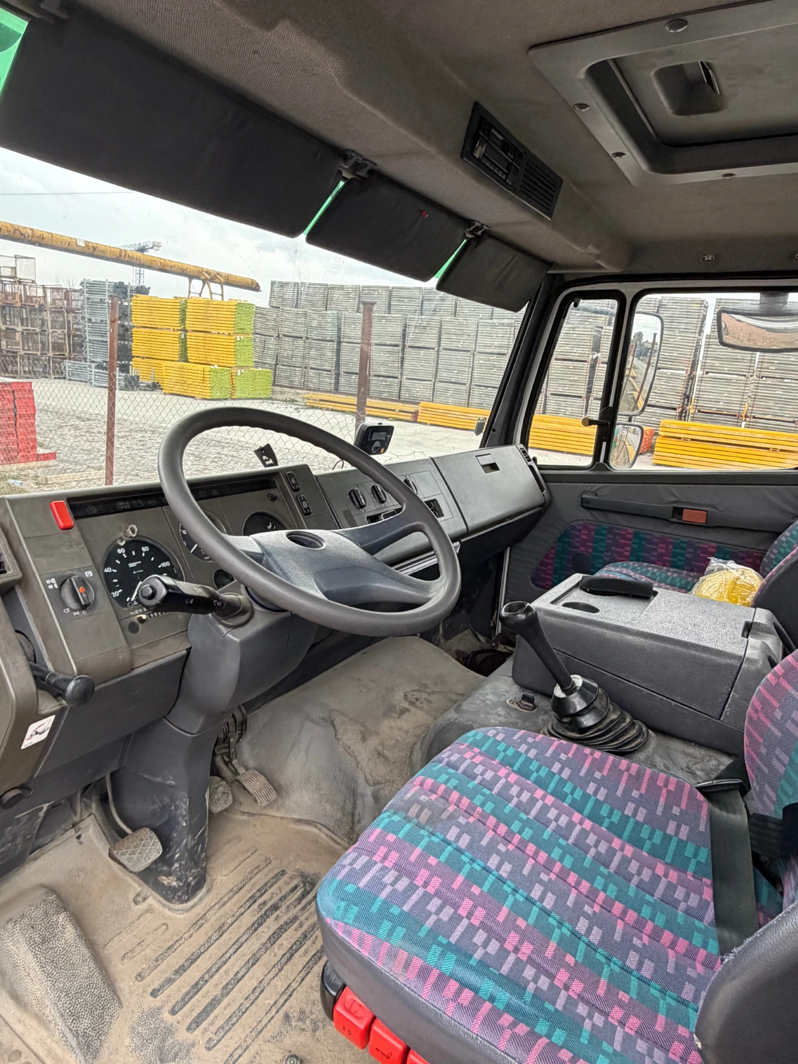 Mercedes-Benz 814 Кран - изображение 6