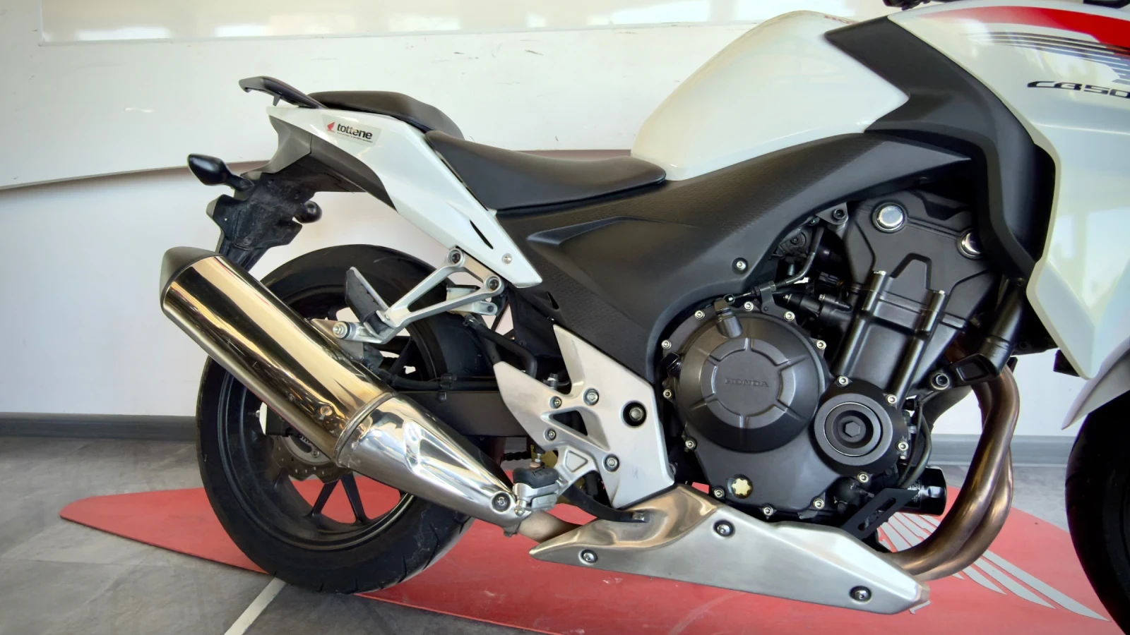 Honda Cb 500F  35kW A2 / Възможност за Лизинг, снимка 14 - Мотоциклети и мототехника - 54409741