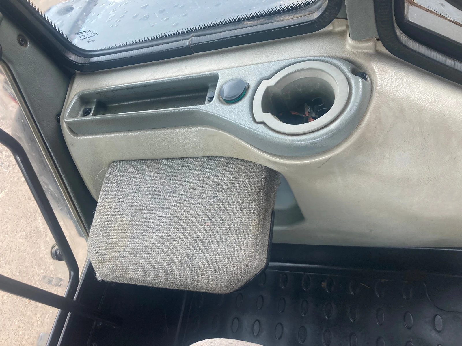 Трактор Valtra A93H - изображение 8