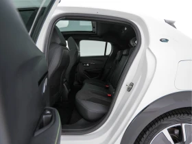 Peugeot 208 e-208 50 kWh GT, снимка 10