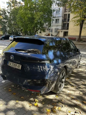 BMW iX xDrive40, HKardon, Driving Assistant, 21", Key - 42500 € / 83122.77 лв. - 77129495 5