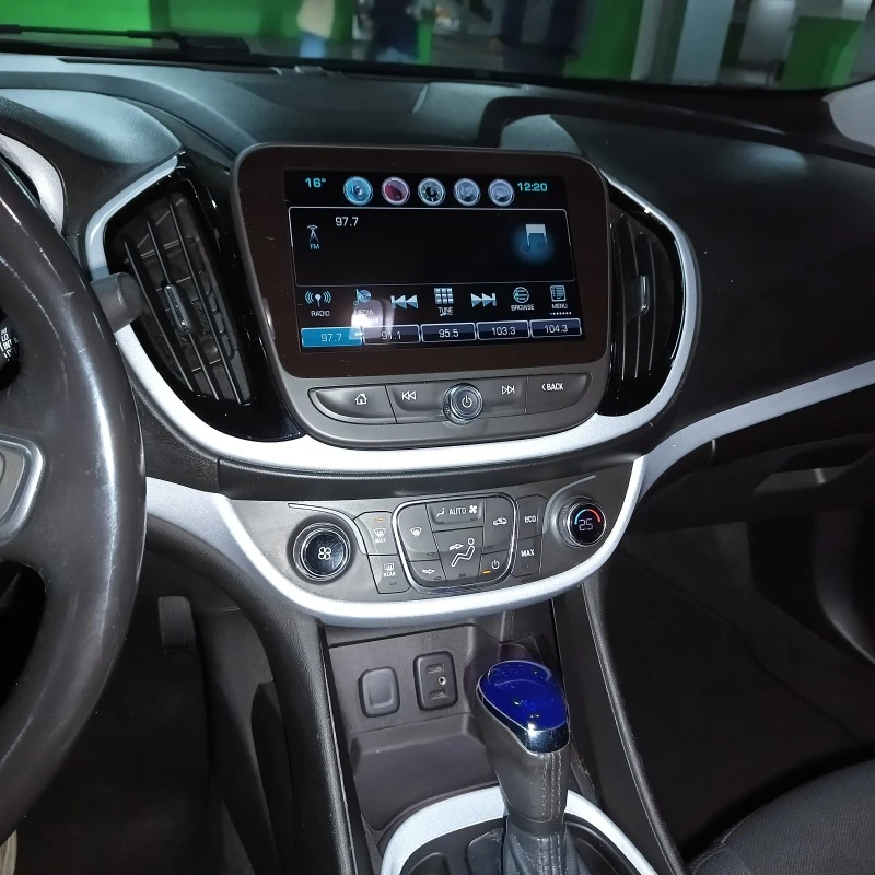 Chevrolet Volt, снимка 10 - Автомобили и джипове - 47321338