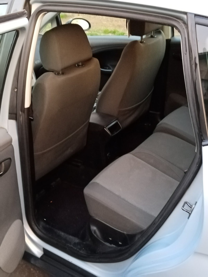 Seat Toledo FSI, снимка 8 - Автомобили и джипове - 45642356