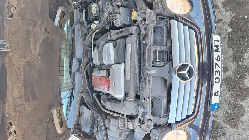Mercedes-Benz C 200, снимка 11 - Автомобили и джипове - 46431607