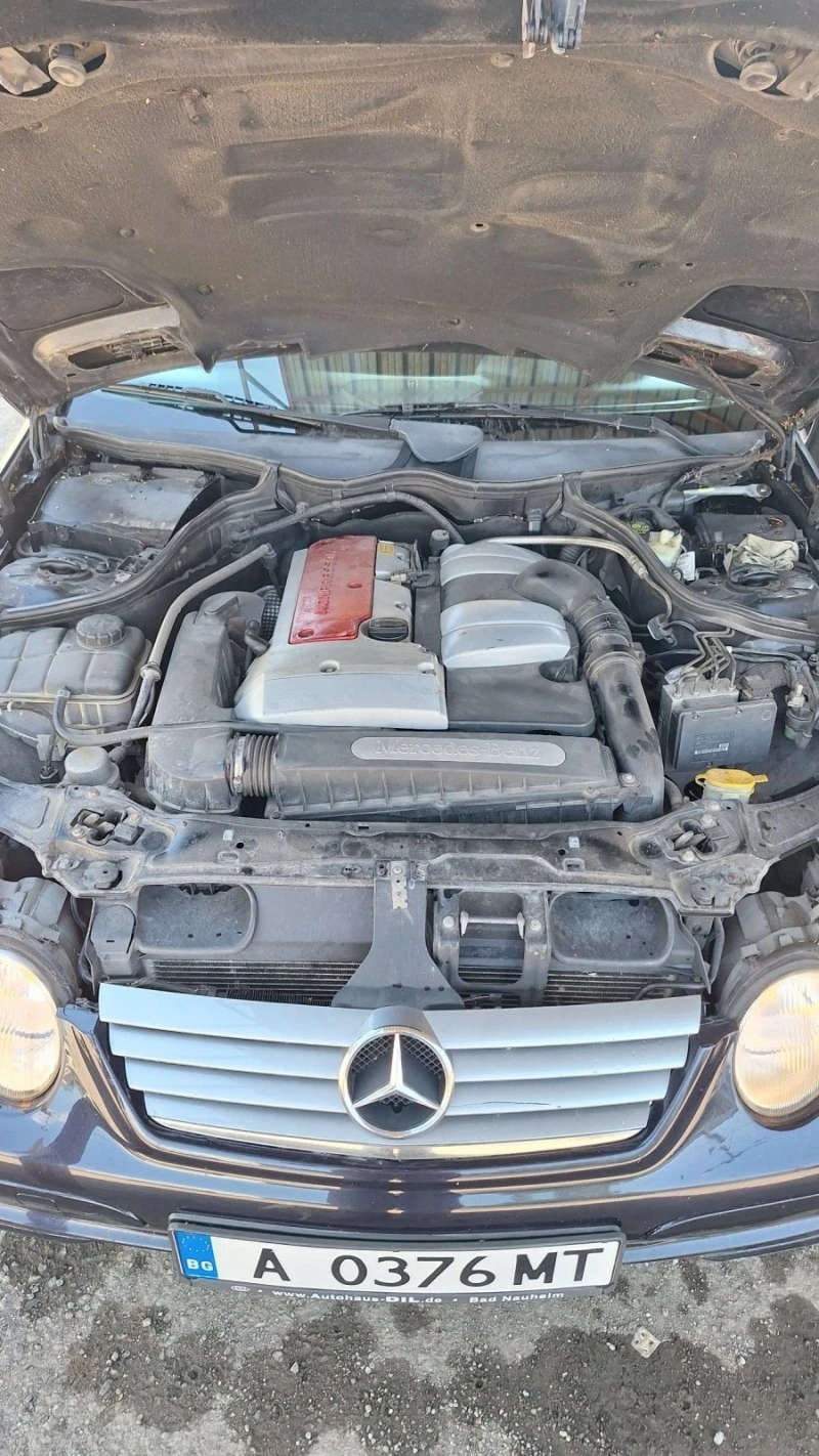 Mercedes-Benz C 200, снимка 11 - Автомобили и джипове - 47728218