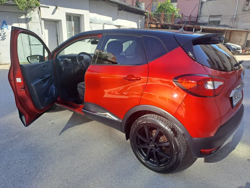 Renault Captur, снимка 7 - Автомобили и джипове - 48352003