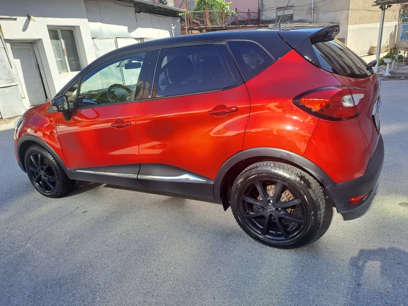 Renault Captur, снимка 9 - Автомобили и джипове - 48352003