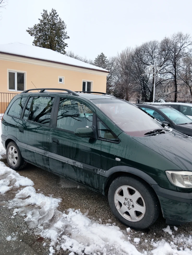 Opel Zafira, снимка 3 - Автомобили и джипове - 48678866