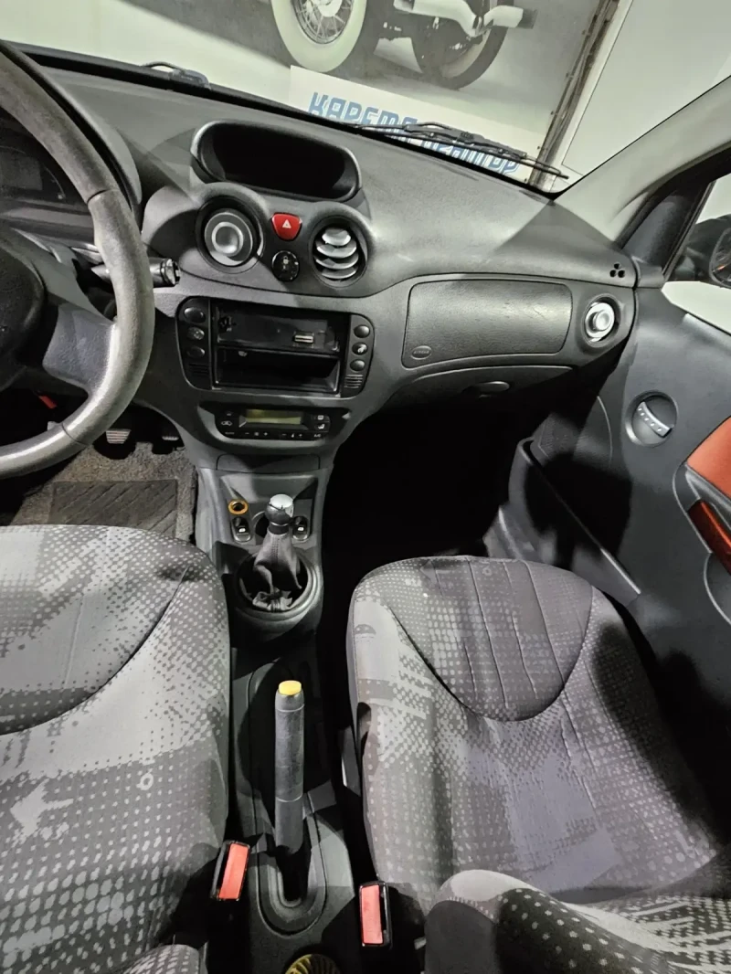 Citroen C2 1.4 HDI, снимка 10 - Автомобили и джипове - 49068345