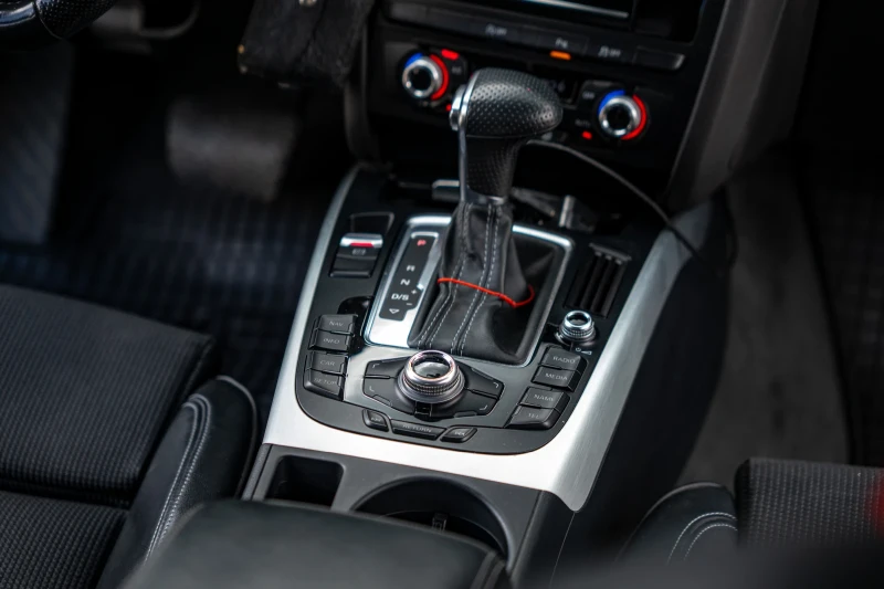 Audi A5 2.0 TDI QUATTRO SPORTBACK, снимка 8 - Автомобили и джипове - 50967660