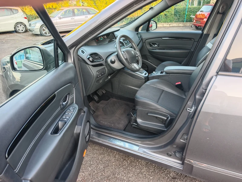 Renault Grand scenic 1.4i/Bose Edition/6+ 1/Navi/Leder/CH, снимка 8 - Автомобили и джипове - 51886415
