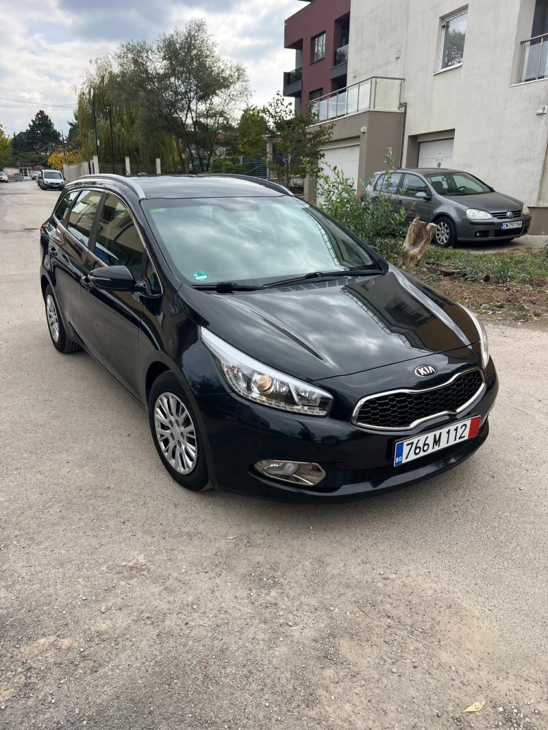 Kia Ceed 1.6, снимка 2 - Автомобили и джипове - 52955059