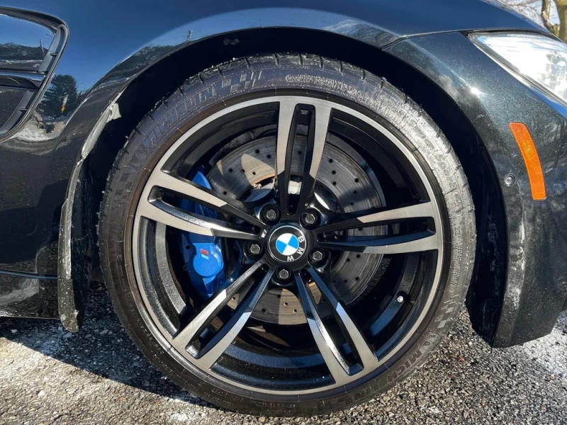 BMW M3 * 4dr Sdn * CARFAX * БЕЗ ПЪРВОНАЧАЛНА ВНОСКА, снимка 8 - Автомобили и джипове - 52745050