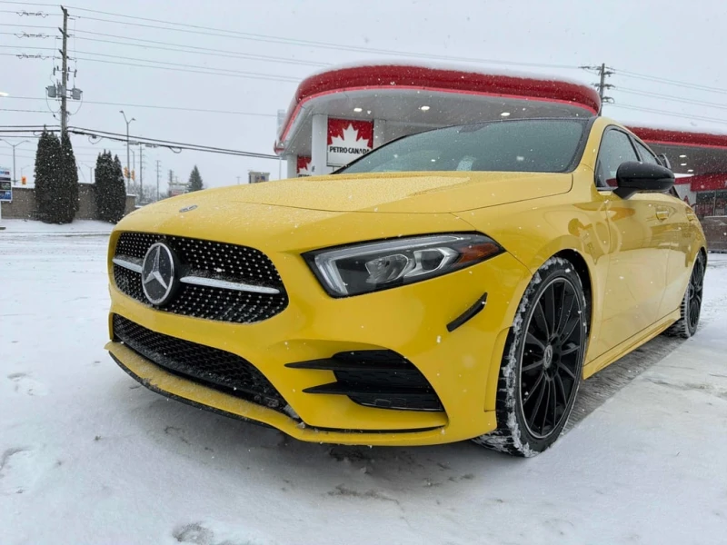 Mercedes-Benz A 250 CARFAX, снимка 3 - Автомобили и джипове - 52902286