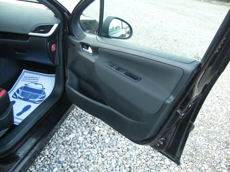 Peugeot 207 1.4HDI, снимка 14 - Автомобили и джипове - 53154284