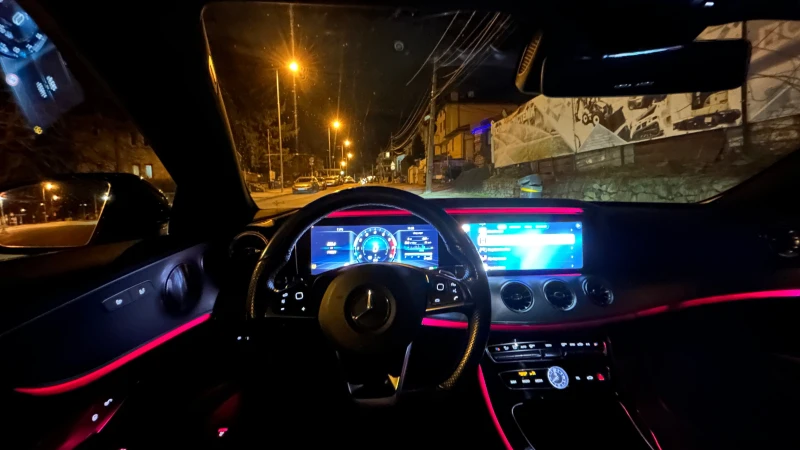 Mercedes-Benz E 400 4Matic, Burmester, снимка 10 - Автомобили и джипове - 53419475