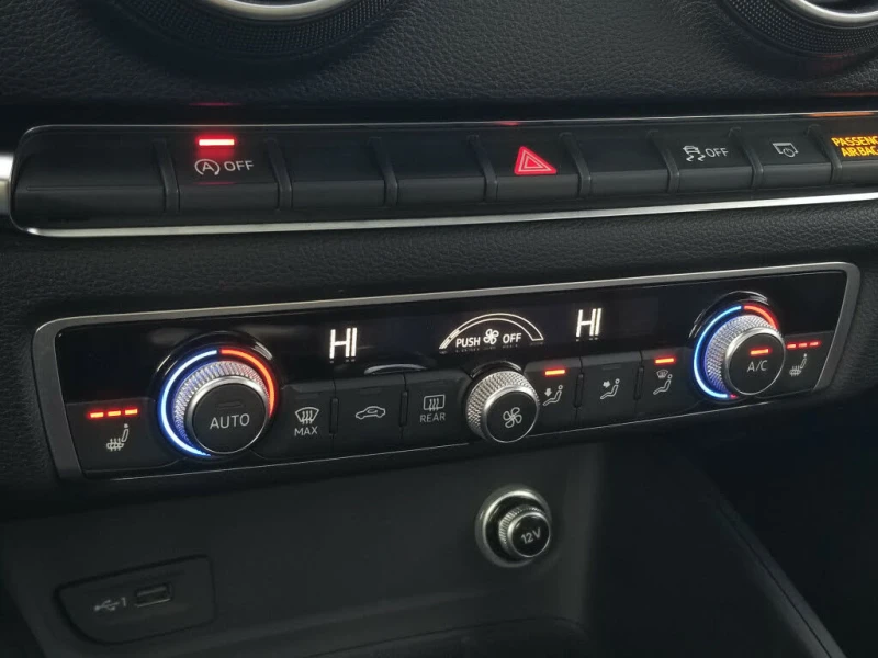 Audi A3 quattro Premium Sedan* АвтоКредит* (Цена до БГ) , снимка 16 - Автомобили и джипове - 53448231