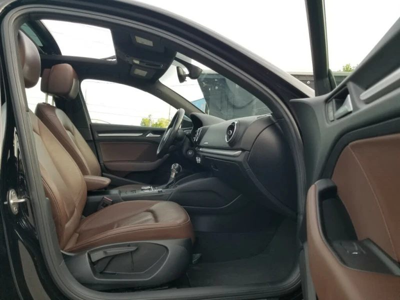 Audi A3 quattro Premium Sedan* АвтоКредит* (Цена до БГ) , снимка 10 - Автомобили и джипове - 53448231