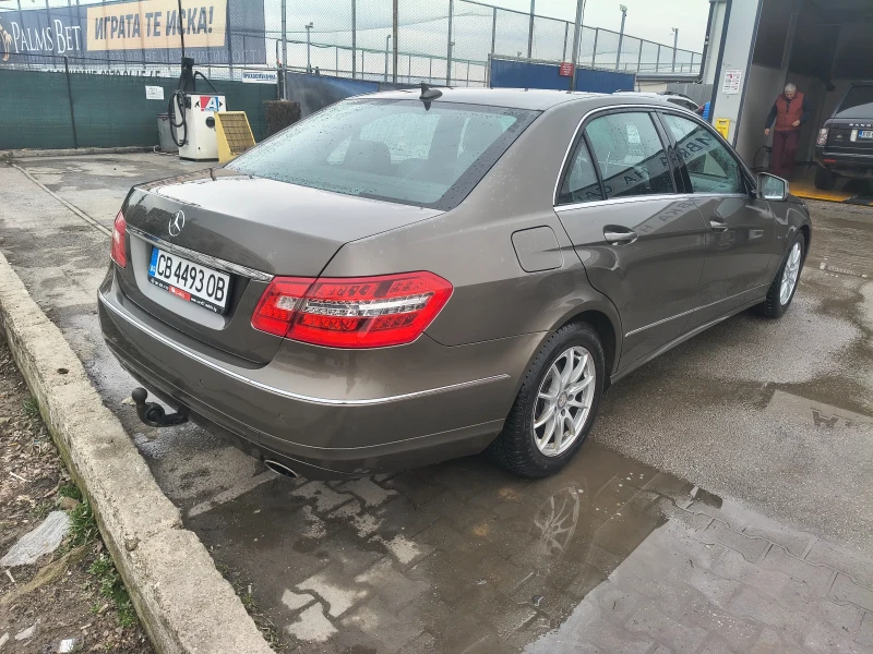 Mercedes-Benz E 350 CGI, снимка 6 - Автомобили и джипове - 53476875