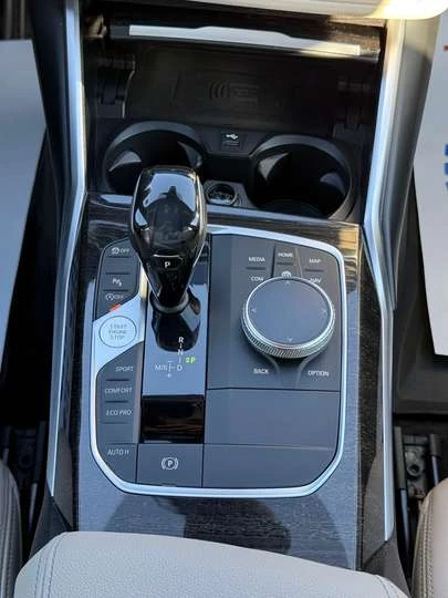 BMW 330 330i xDrive, снимка 14 - Автомобили и джипове - 54340624