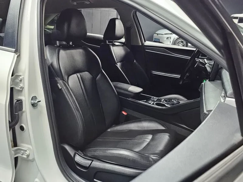 Kia K5 2.0 TRENDY, снимка 10 - Автомобили и джипове - 55187687