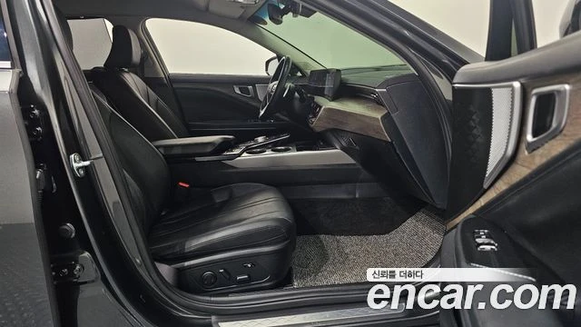 Kia K8 3.5 LPG Noblesse| DISTRONIC| НАДУВАНЕ| ОБДУХВАНЕ, снимка 10 - Автомобили и джипове - 55802774