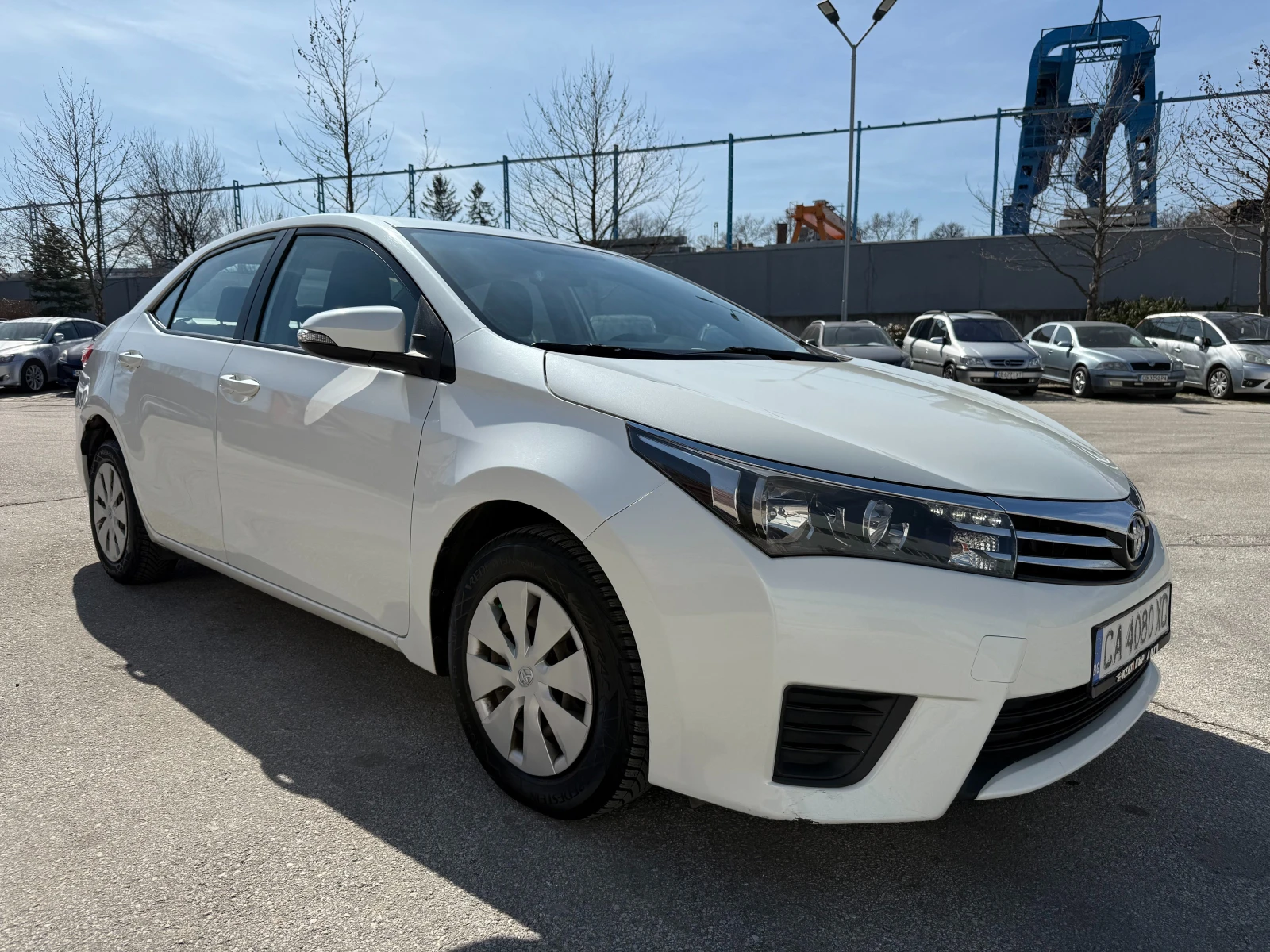 Toyota Corolla 1.6i 132 к.с. - изображение 6