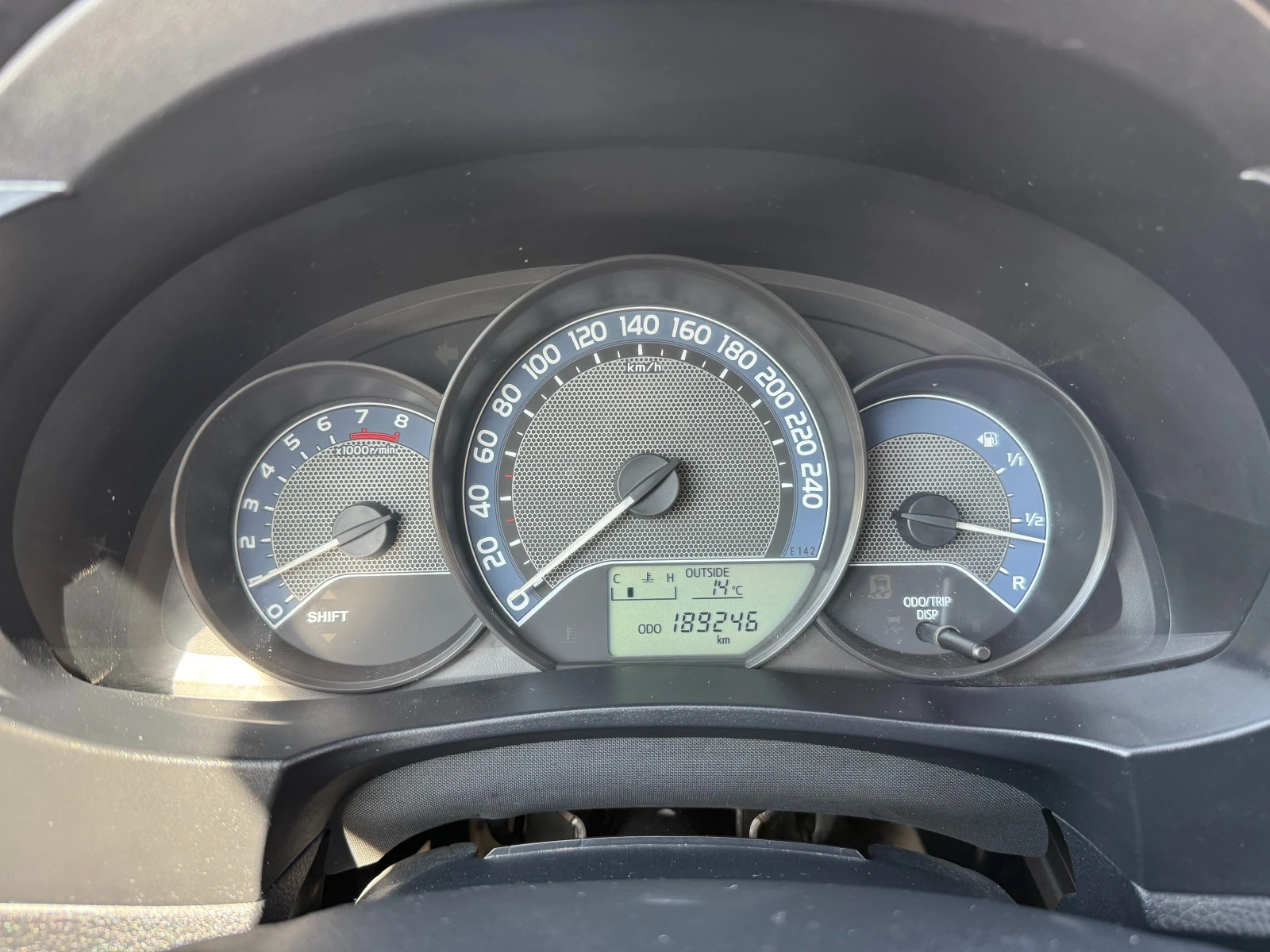 Toyota Corolla 1.6i 132 .. | Mobile.bg   13