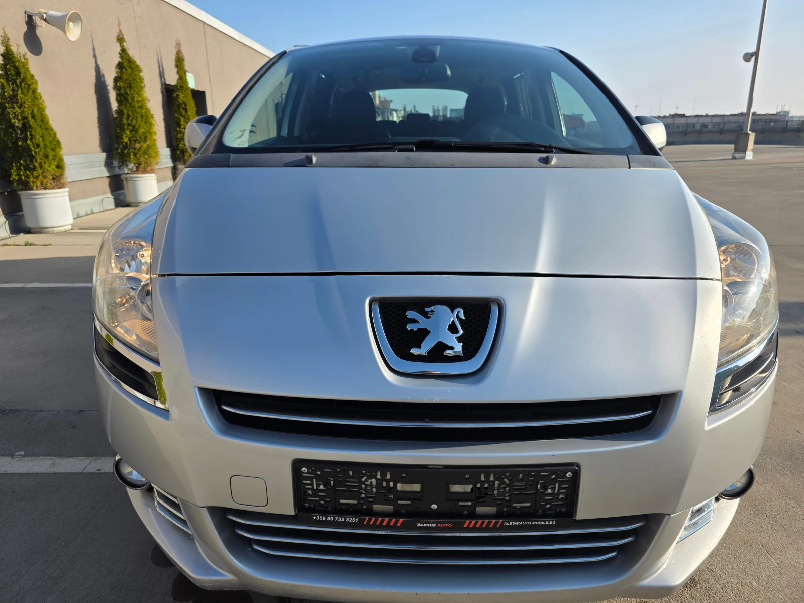 Peugeot 5008 2.0 HDI-7 места - изображение 2
