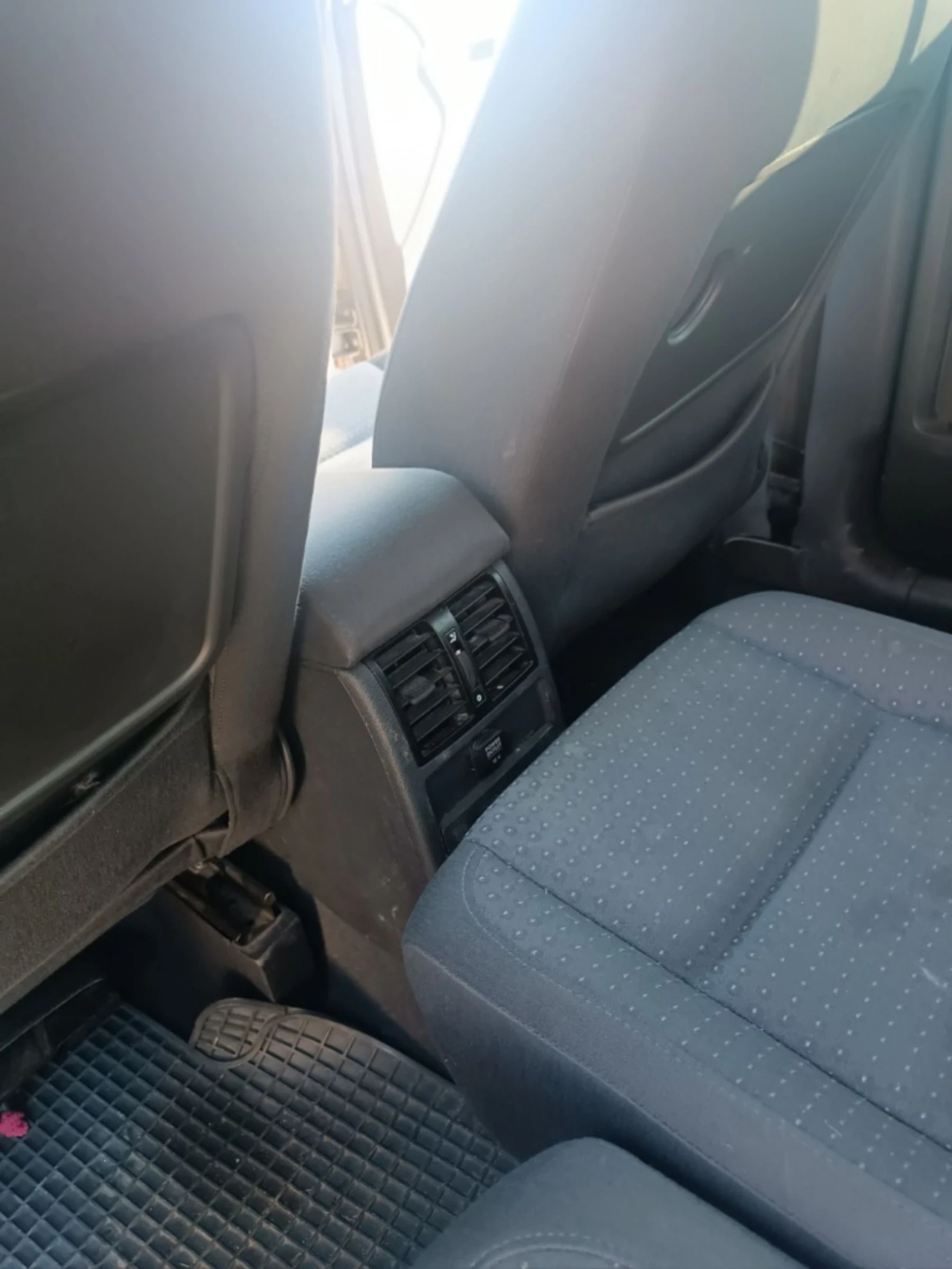 VW Touran 1.9tdi - изображение 4