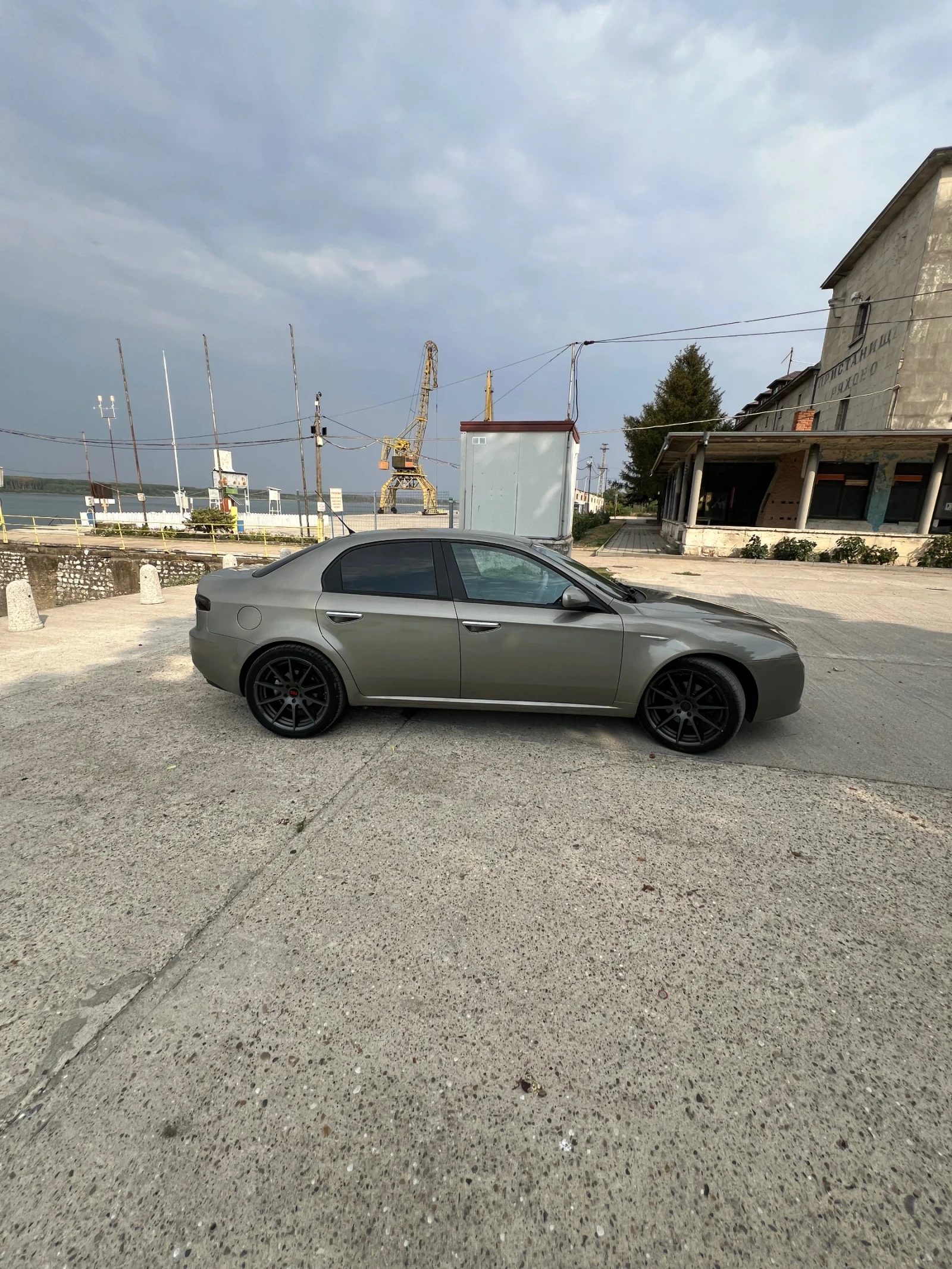 Alfa Romeo 159  - изображение 4