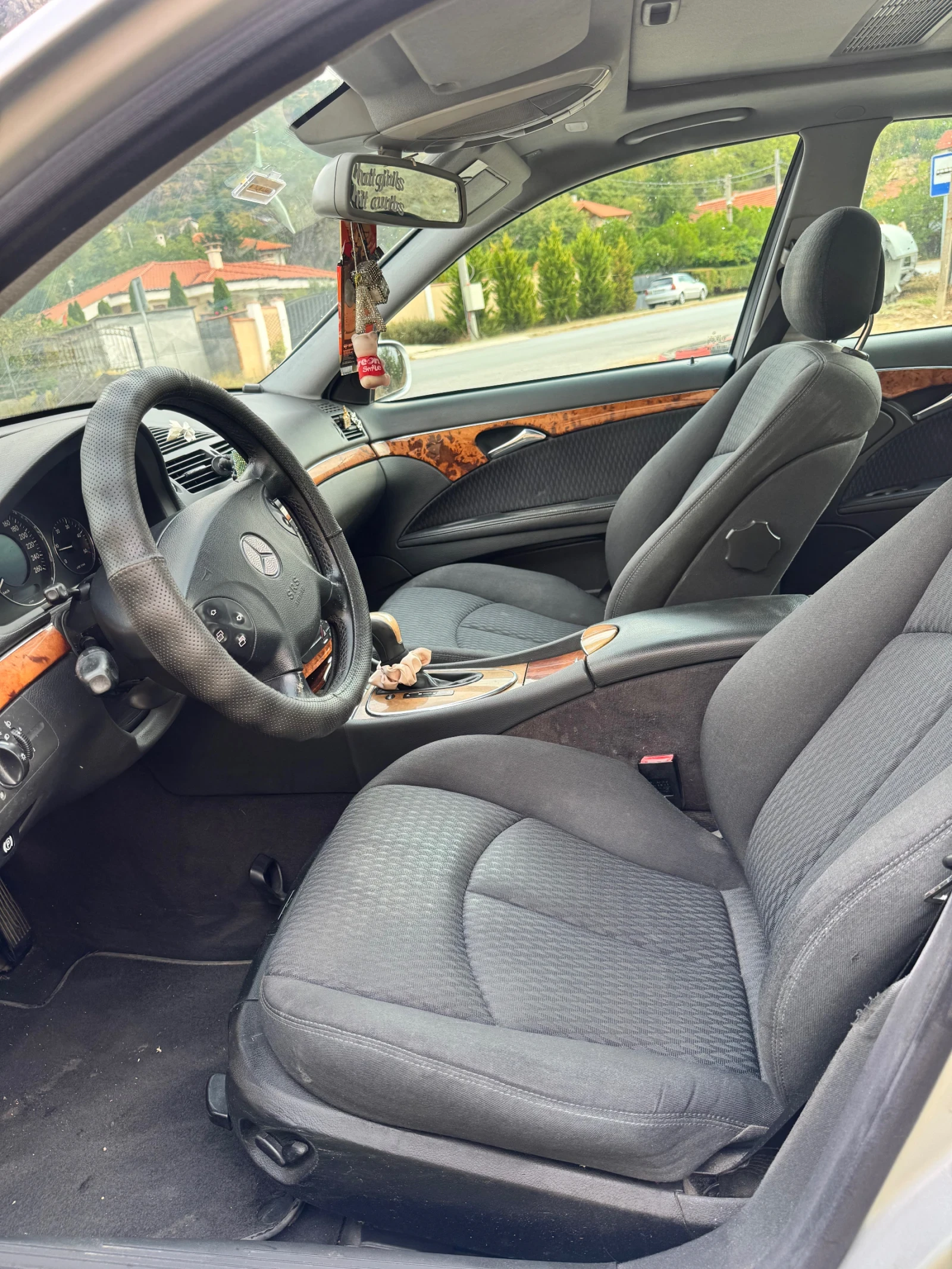 Mercedes-Benz E 220 | Mobile.bg — изображение 12