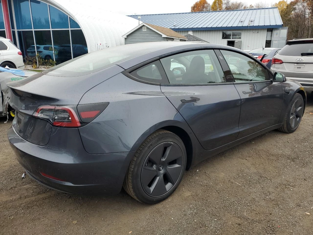 Tesla Model 3 * ЛЕКА ЩЕТА*  - изображение 4