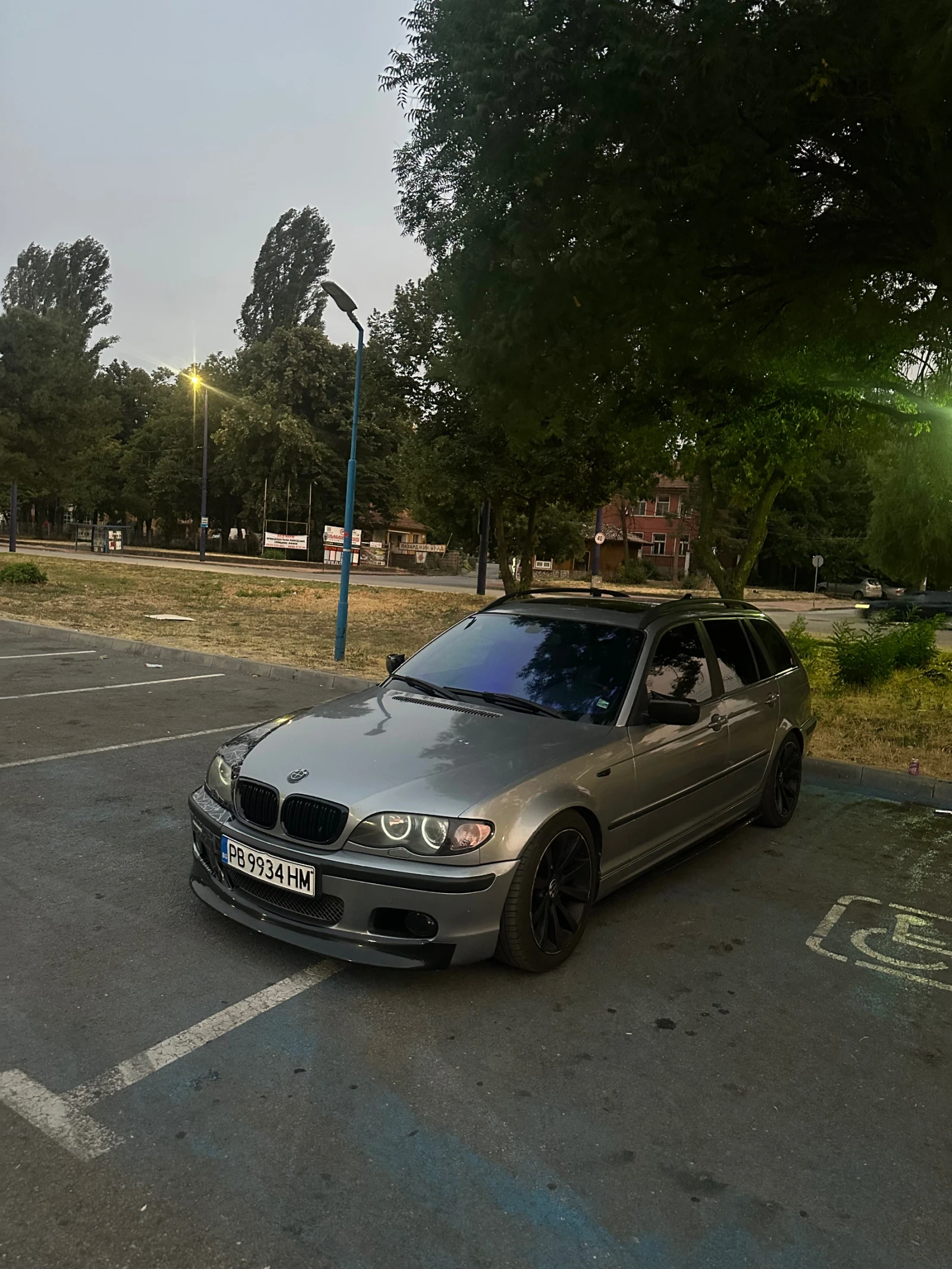 BMW 320  - изображение 9