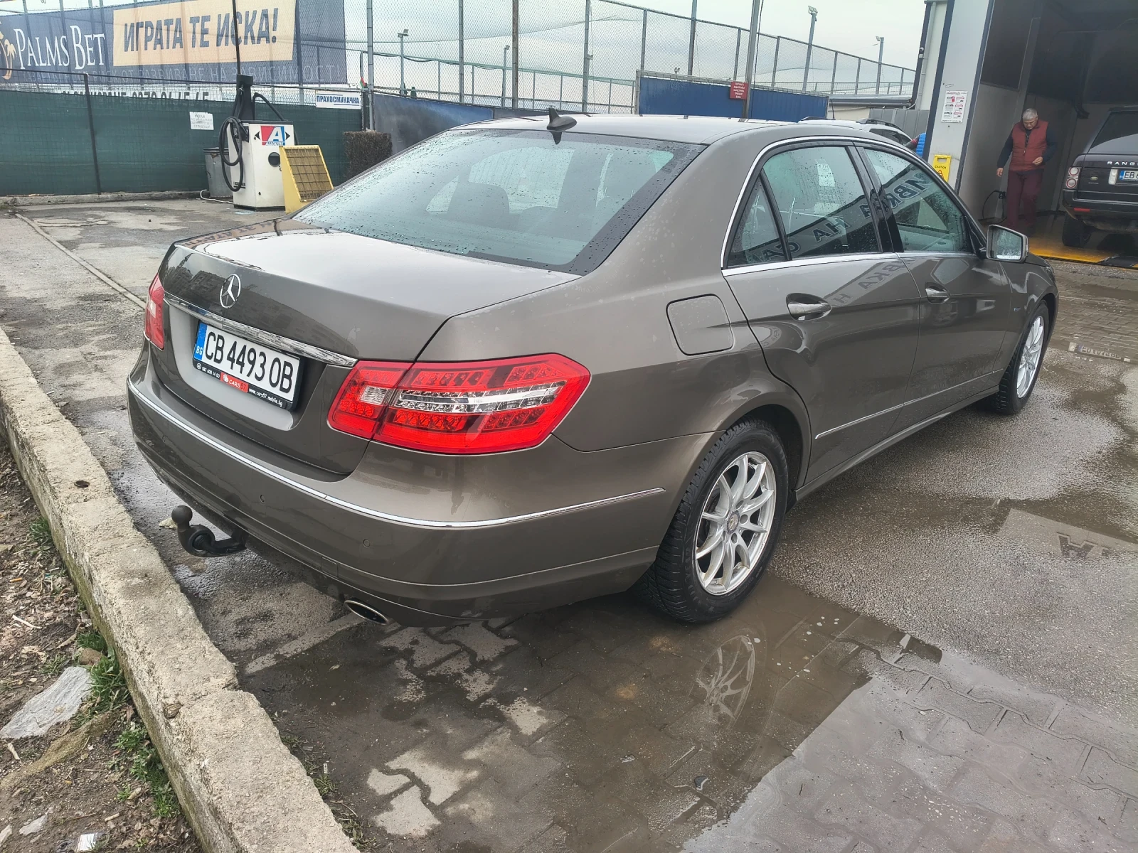 Mercedes-Benz E 350 CGI - изображение 6