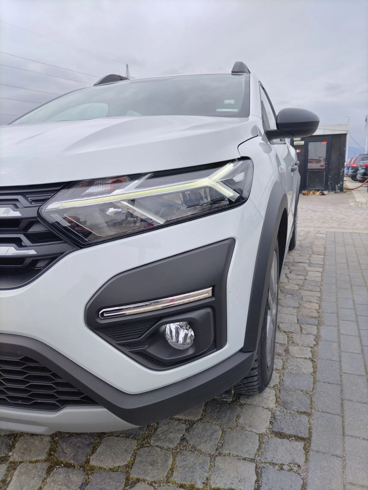 Dacia Sandero 1.0TCe 100 ECO-G/100 к.с. LPG, снимка 9 - Автомобили и джипове - 54057471