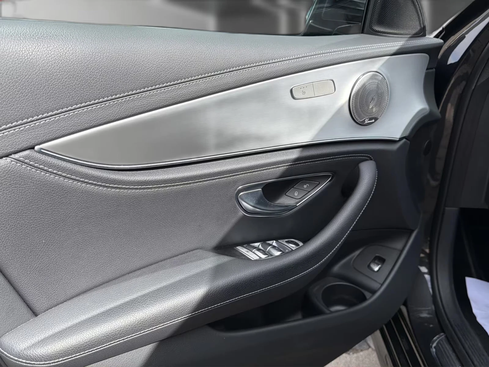 Mercedes-Benz E 300 de/306HP/AMG-LINE/360/DISTR/BURM/LED/CPLAY/200q | Mobile.bg � ����������� 13