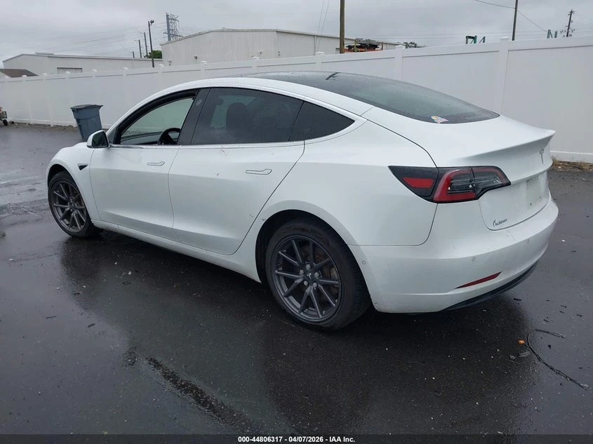 Tesla Model 3 Long Range Battery AWD, снимка 3 - Автомобили и джипове - 54455644