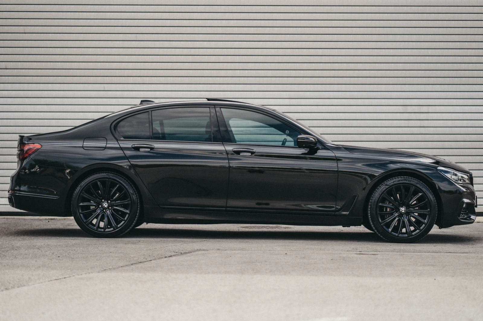 BMW 730 730 X-drive V8 звук Maxhaust, снимка 3 - Автомобили и джипове - 54459653