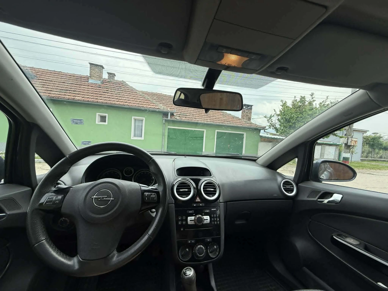 Opel Corsa 1.2, снимка 6 - Автомобили и джипове - 54508784