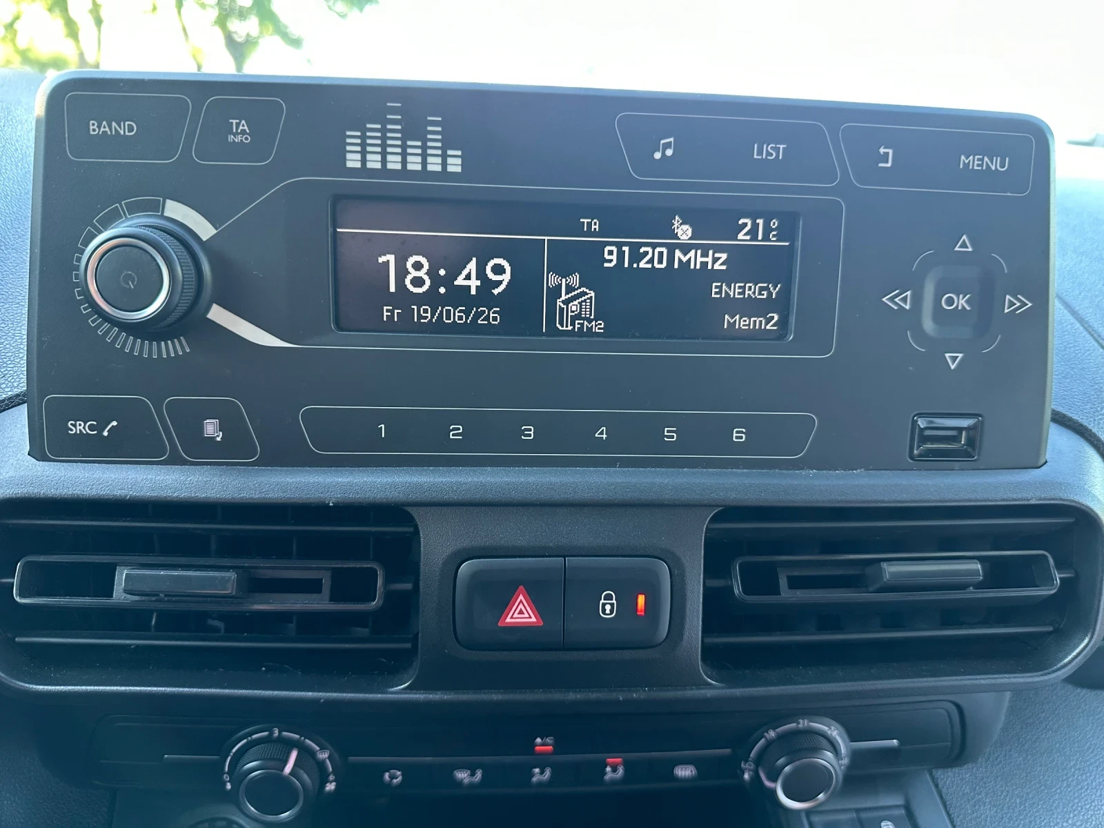 Citroen Berlingo Коментар на цената , снимка 12 - Автомобили и джипове - 54973729