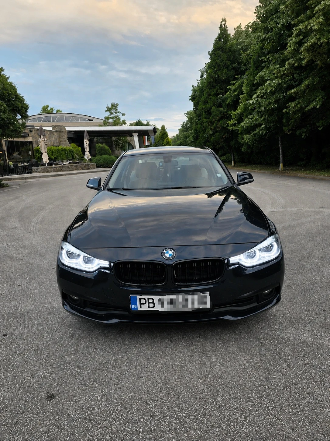 BMW 320, снимка 2 - Автомобили и джипове - 55236294