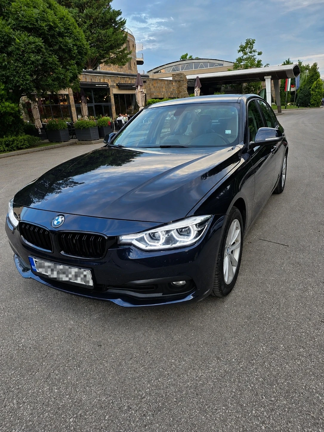 BMW 320