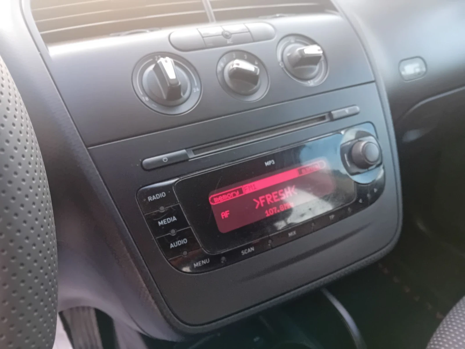 Seat Altea 1.6 102k.s Gaz Xl, снимка 13 - Автомобили и джипове - 56180743