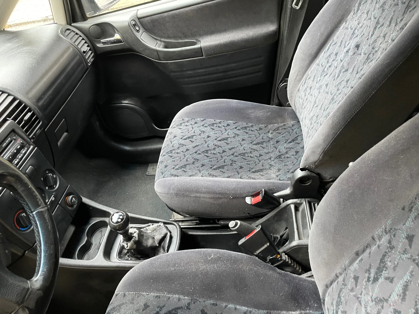 Opel Zafira, снимка 9 - Автомобили и джипове - 56748172