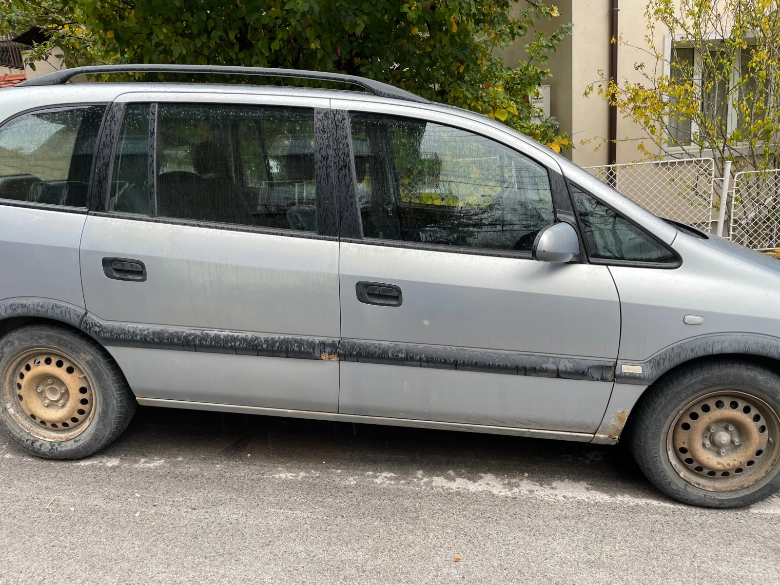 Opel Zafira, снимка 3 - Автомобили и джипове - 56748172