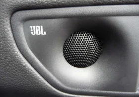 Toyota Land cruiser 4x4 JBL, снимка 15