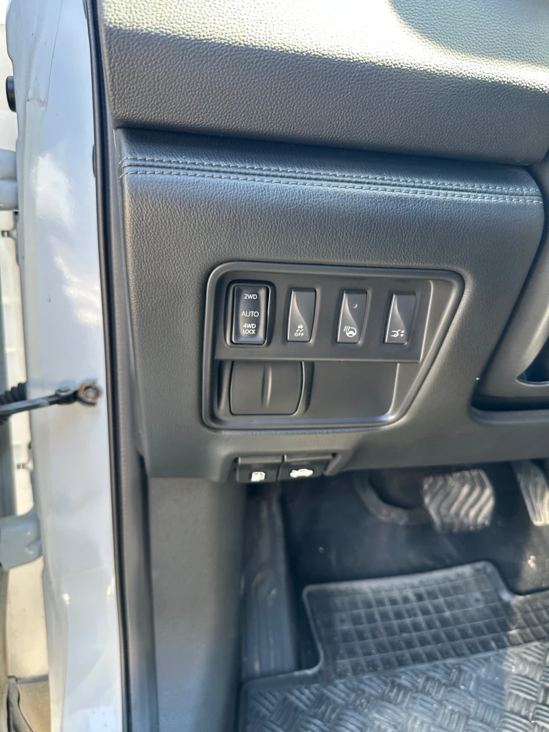 Renault Koleos 4x4 , снимка 10 - Автомобили и джипове - 52207958