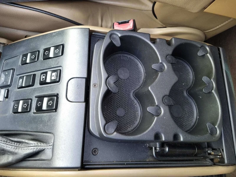 Land Rover Range rover П38, снимка 10 - Автомобили и джипове - 52795928